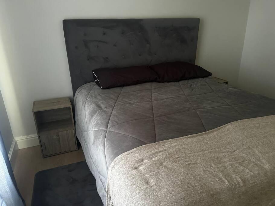 Tokai South Africa 3-beds 2baths Townhouse Apartment *